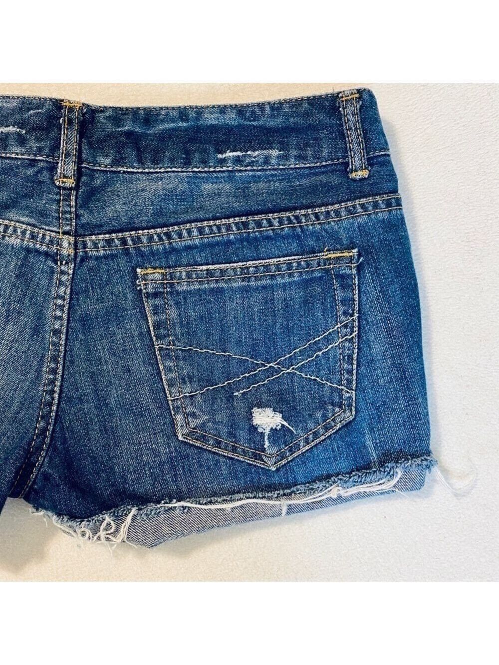 Aeropostale Low Rise Denim Distressed Cut Off Jean Shorts - Picture 14 of 16